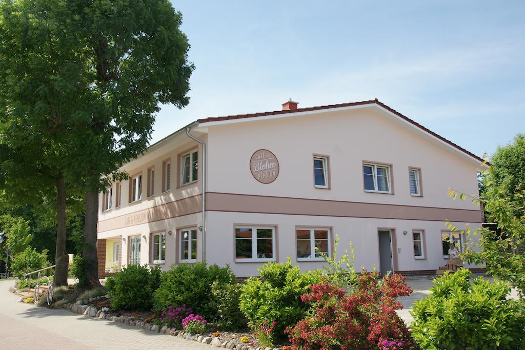 Cafe und Pension Blohm Greifswald Exterior foto