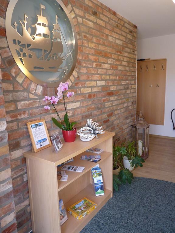 Cafe und Pension Blohm Greifswald Exterior foto