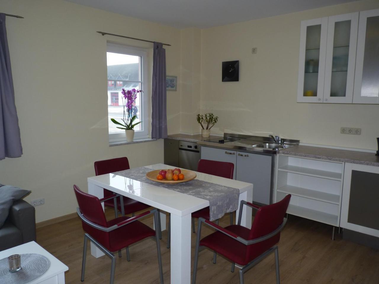 Cafe und Pension Blohm Greifswald Exterior foto
